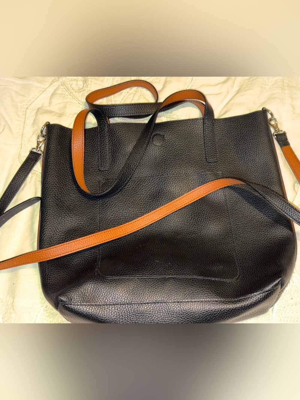 Classic crossbody tote bag